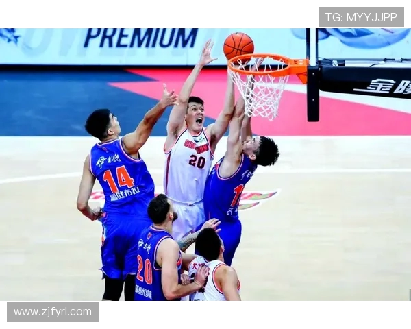 CBA广东队与新疆队激烈对决谁能在这场比赛中胜出